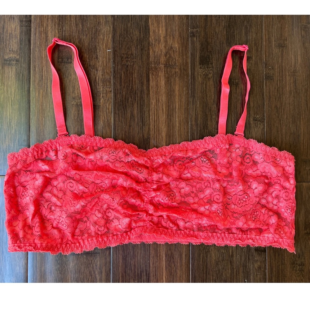 Women's Torrid Coral Sheer Lace Bralette Top Unlined Size 1 Nice Condition
